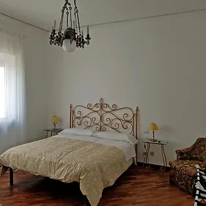 Lumachella Bed & Breakfast Cefalu