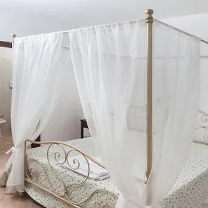 https://managheri-wine-bar.in-sardinia.net