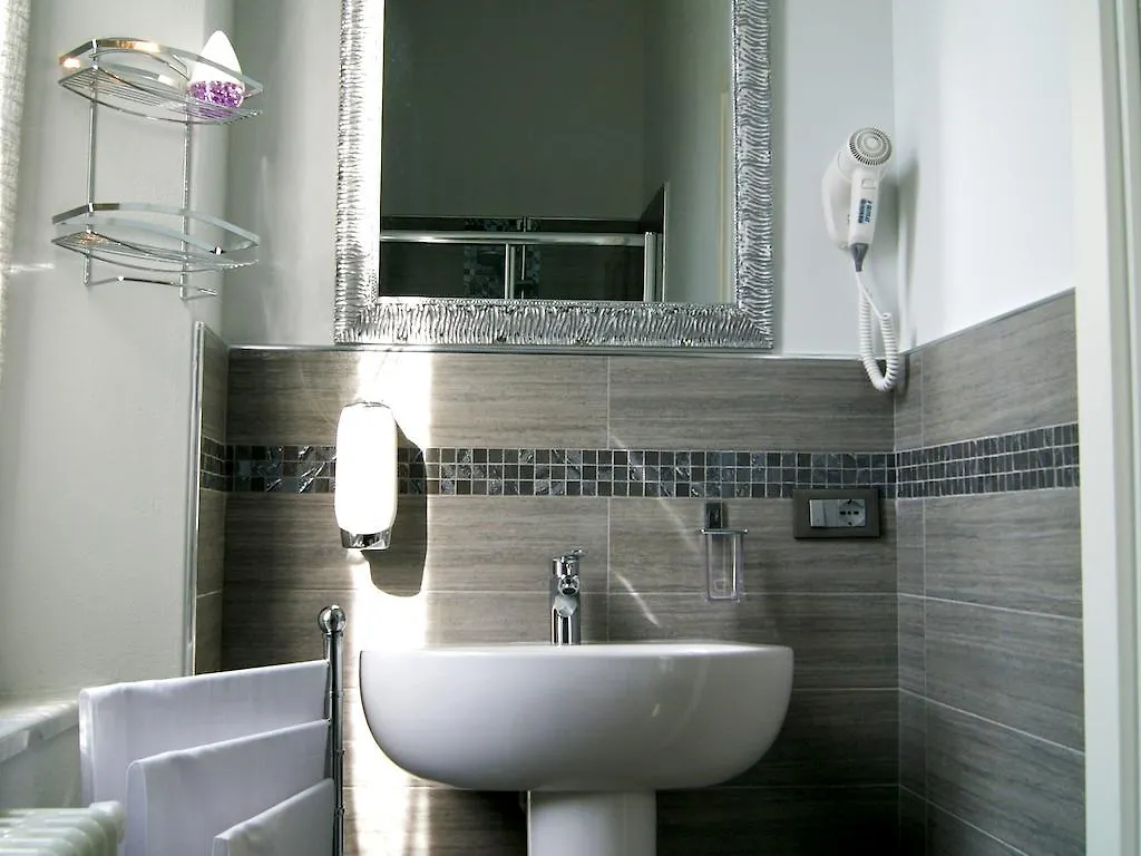 B&B Relais Paradise Pisa Bed & Breakfast