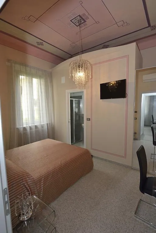 B&B Relais Paradise Pisa Bed & Breakfast